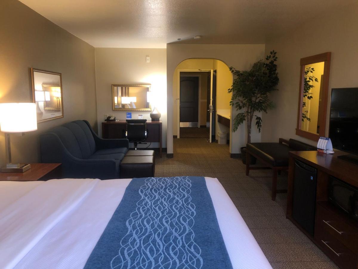 Comfort Inn & Suites Ukiah Mendocino County Bagian luar foto