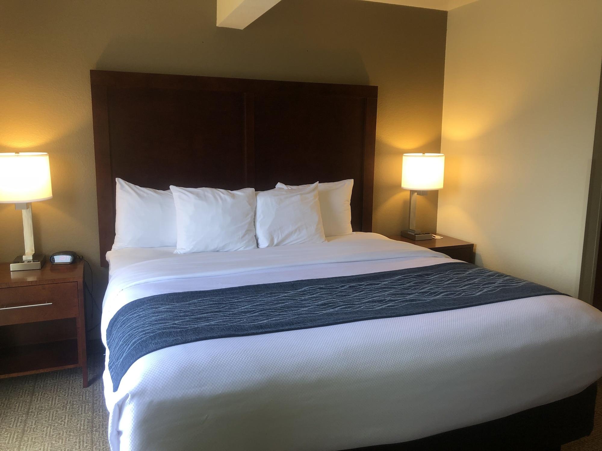 Comfort Inn & Suites Ukiah Mendocino County Bagian luar foto