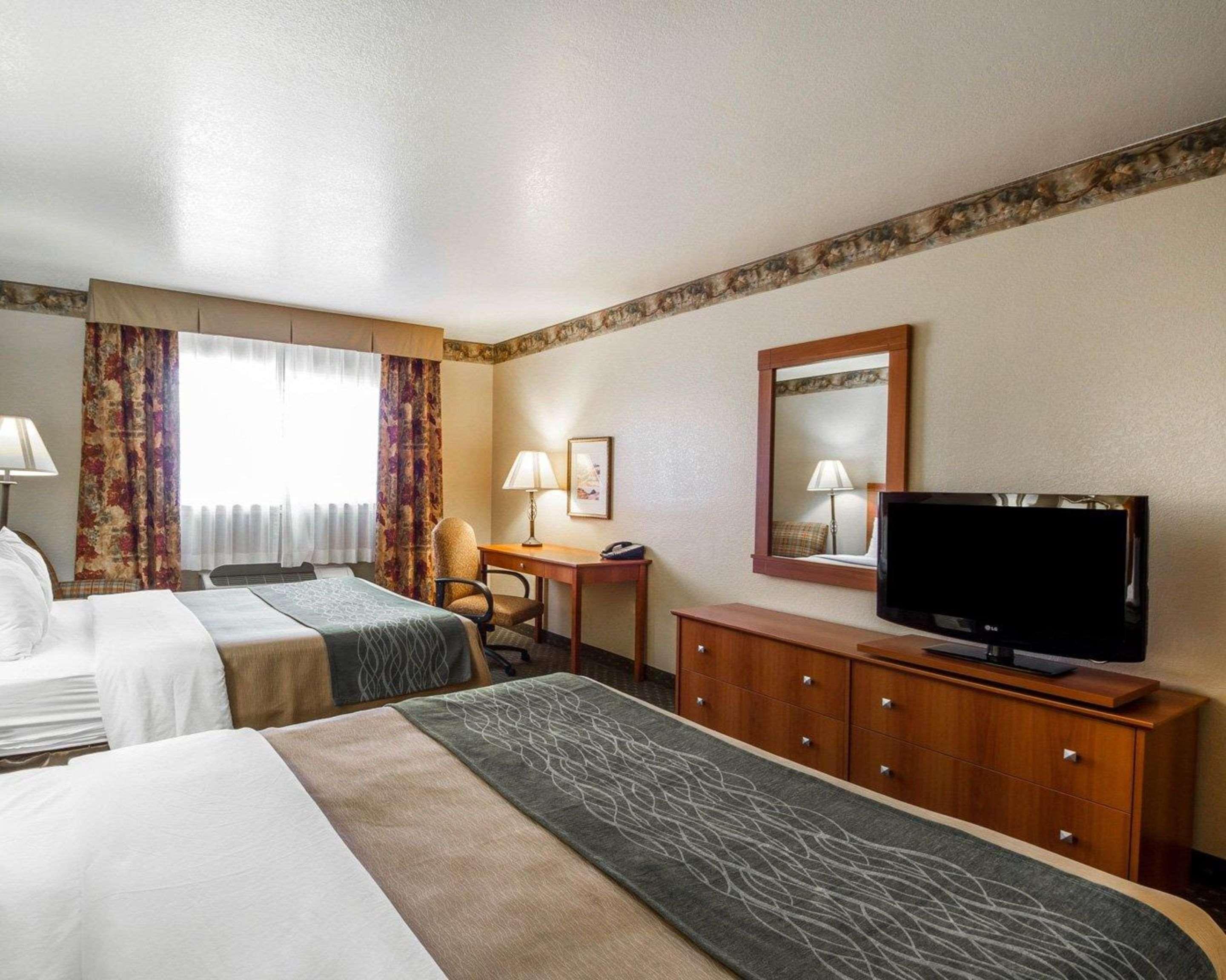 Comfort Inn & Suites Ukiah Mendocino County Bagian luar foto