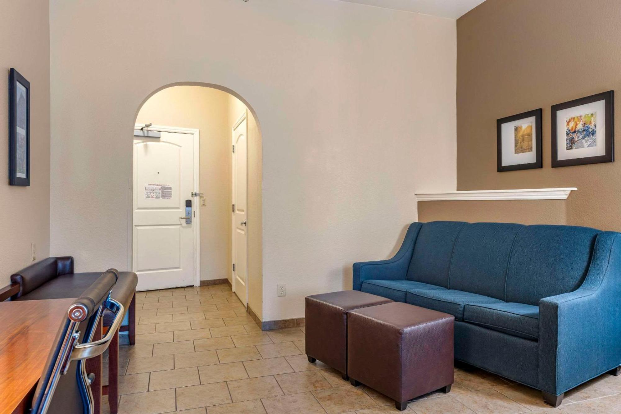 Comfort Inn & Suites Ukiah Mendocino County Bagian luar foto