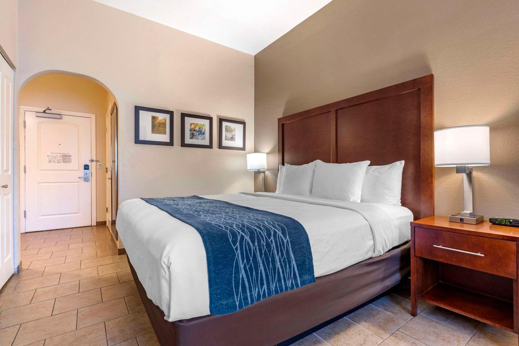 Comfort Inn & Suites Ukiah Mendocino County Bagian luar foto