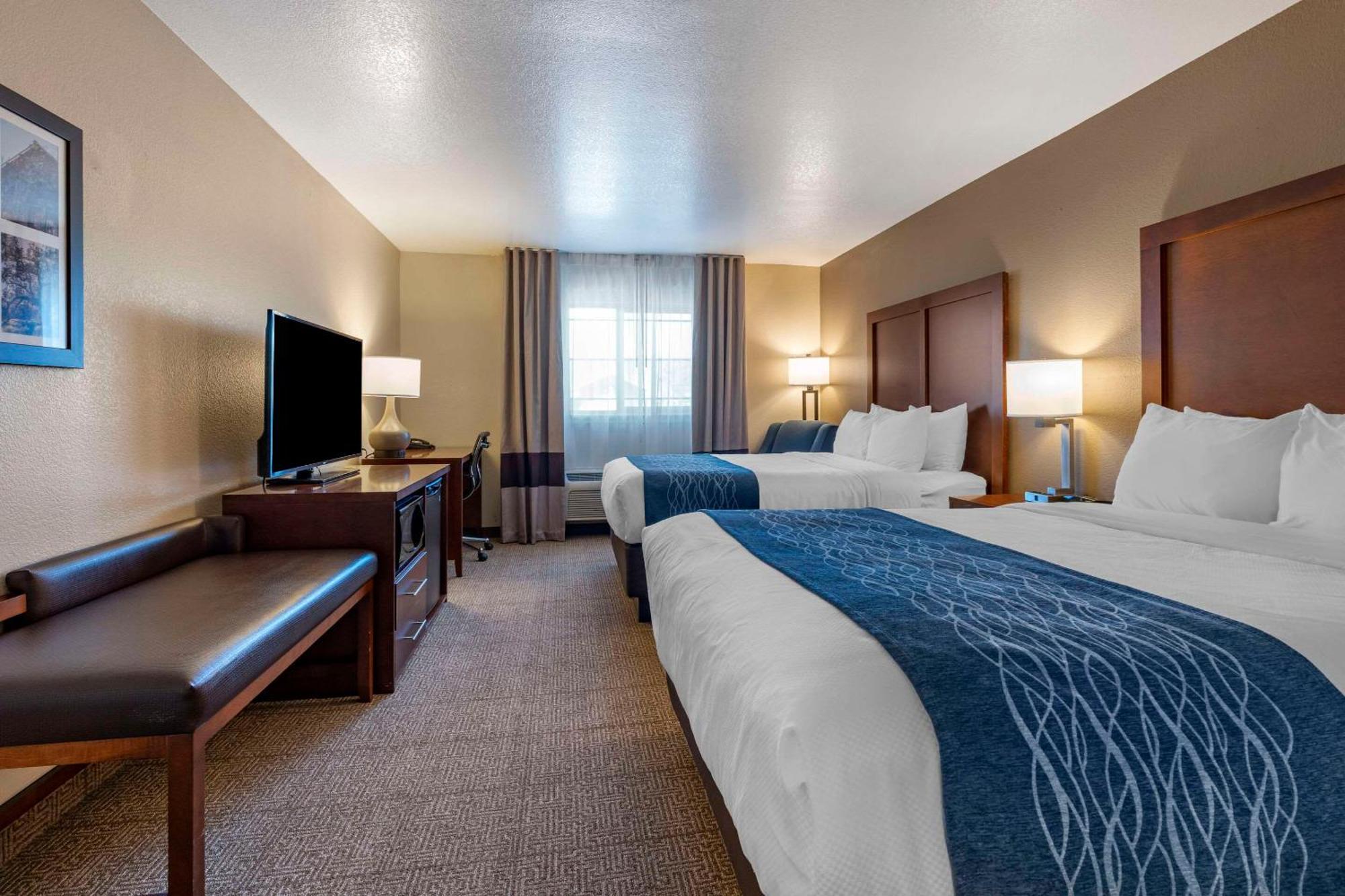 Comfort Inn & Suites Ukiah Mendocino County Bagian luar foto