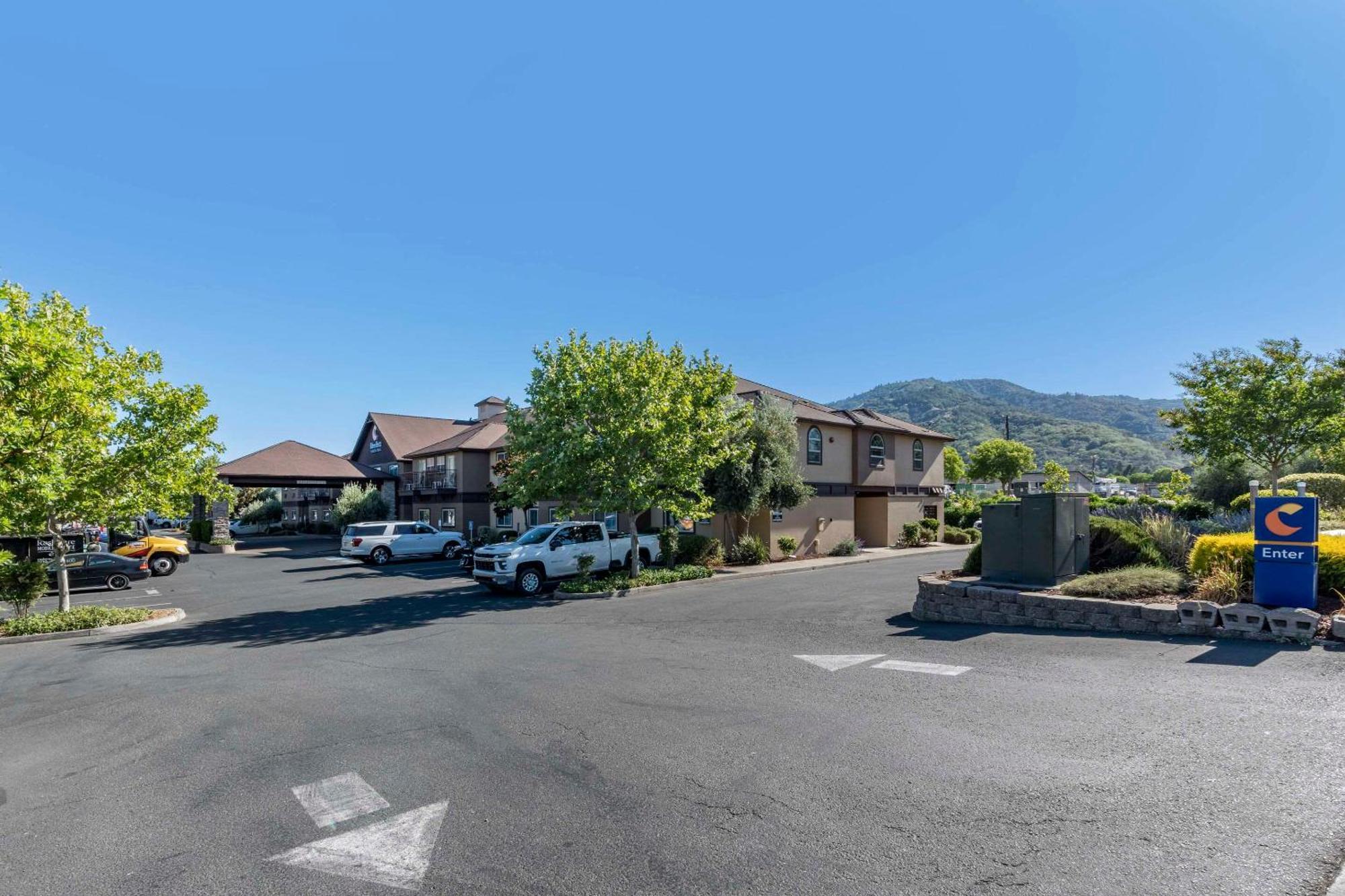 Comfort Inn & Suites Ukiah Mendocino County Bagian luar foto